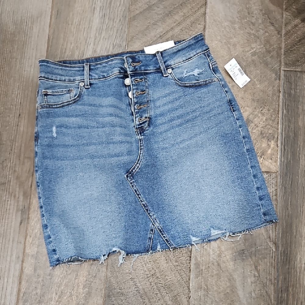 NWT! Stretch Denim Button-Up Skirt Size 10
